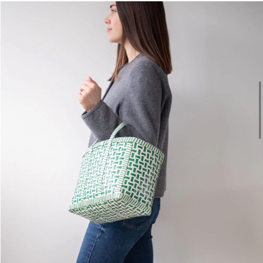 Artisan Upcycled Plastic Purse Hand Bag Tote Super Cute Recycled Plastic - Picture 12 of 13